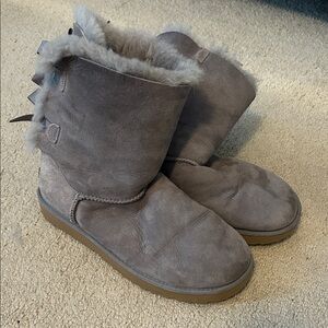 UGG Gray Shearling Winter Boots